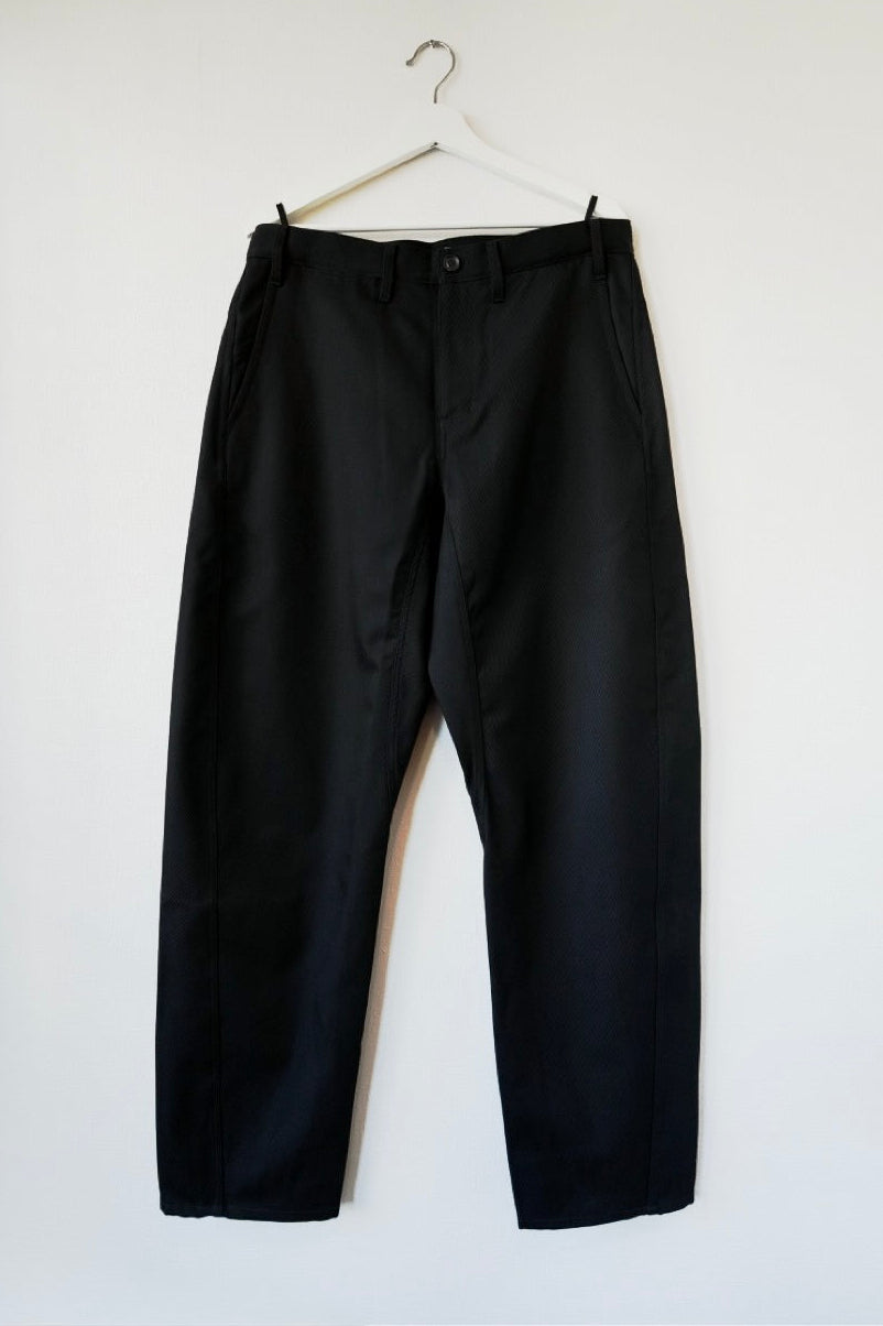 aka pants・アカ　パンツ(ウールキャバリーツイル)