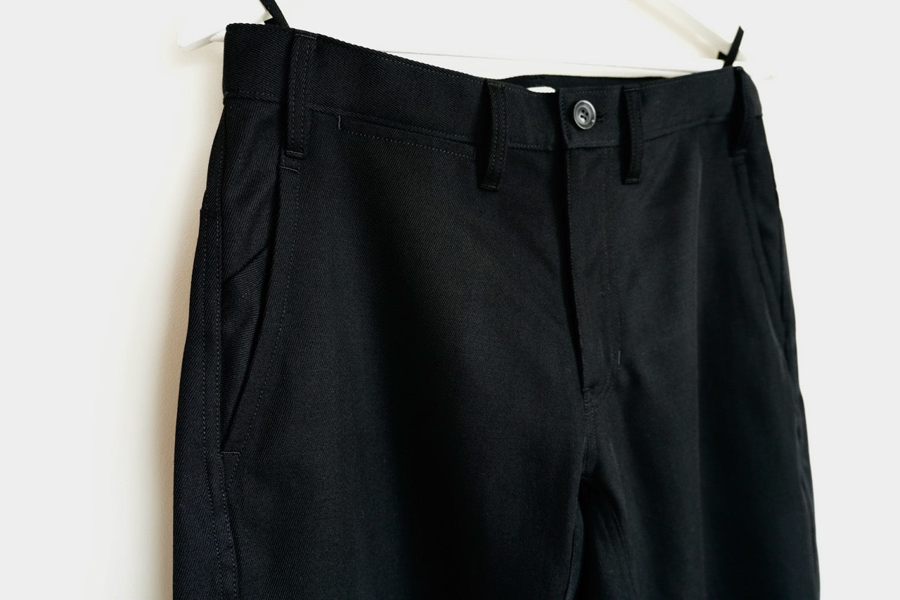 aka pants・アカ　パンツ(ウールキャバリーツイル)