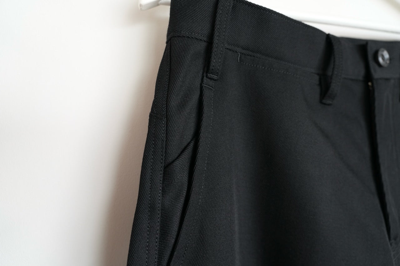 aka pants・アカ　パンツ(ウールキャバリーツイル)